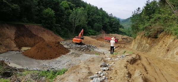 陜西金平礦業(yè)有限公司新建飾面用花崗石礦尾渣綜合利用項目土地埡排渣場(chǎng)
